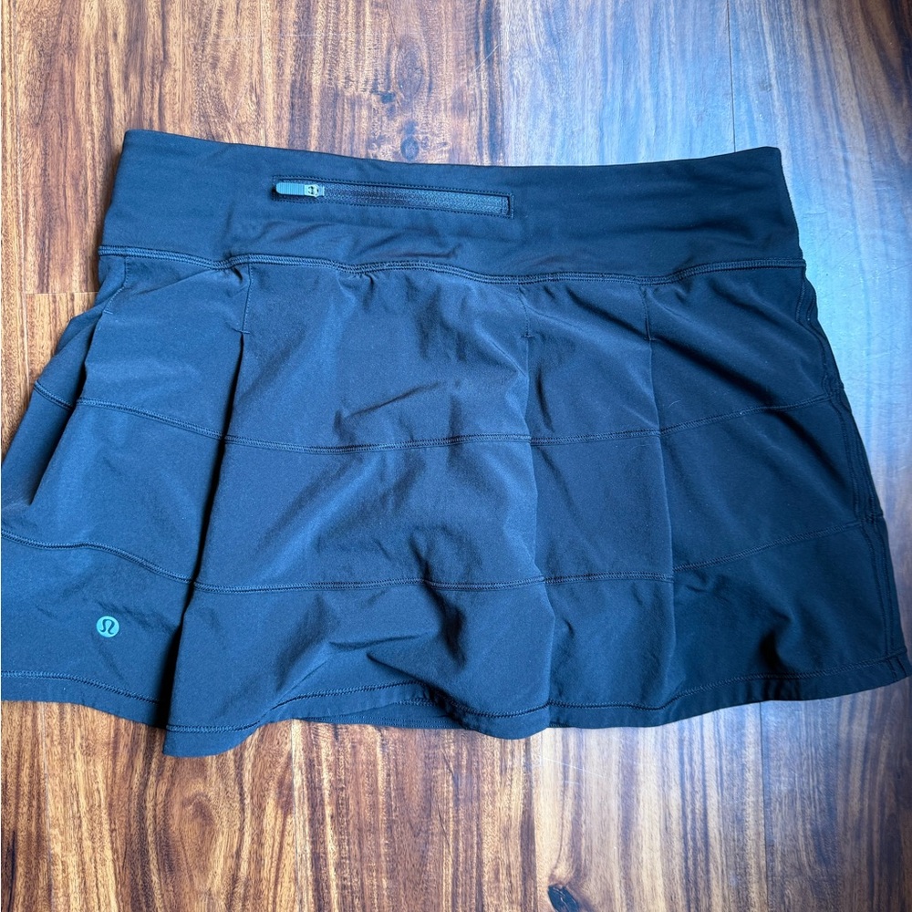 Lululemon Black Pleated Skort Women’s Size 8